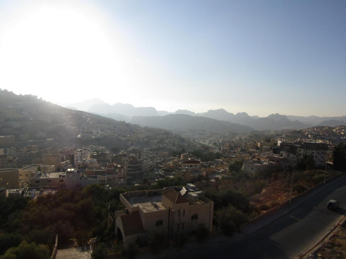 Petra Monastery Tourist Hotel Wadi Musa Exteriör bild